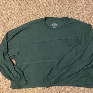 HOLLISTER CROPPED GREEN LONG SLEEVE